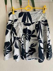 ロキシー　フレアースカート　フラ　ハワイ　サーフ　海　夏　ZARA