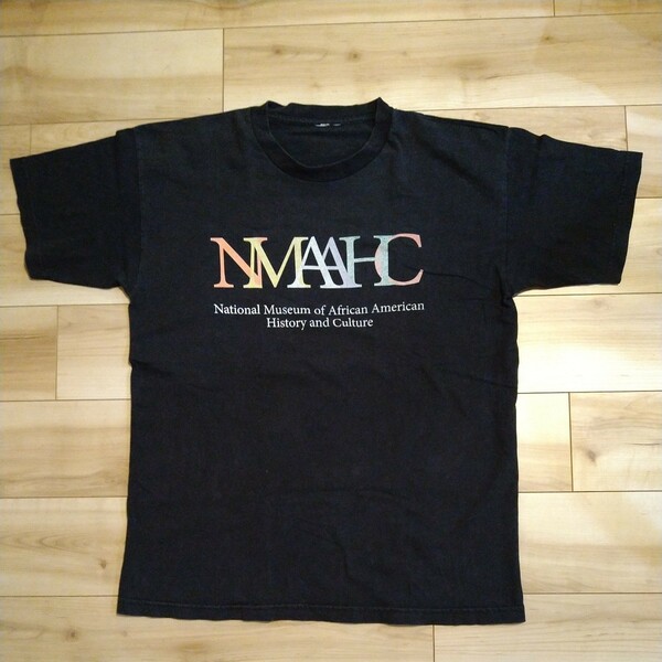 国立アフリカ系アメリカ人歴史文化博物館 プリントT XL 黒 NMAAHC 企業T アートT vintage ヴィンテージ 古着 ロゴT Tシャツ ビッグサイズ