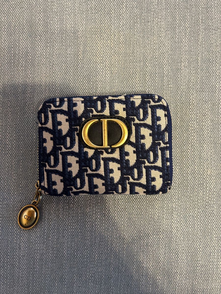 売りです 未使用品 DIOR ノベルティ カチューシャ ブラック 極美品