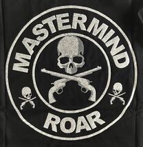 ★送料込★希少★未使用★ mastermind JAPAN roar グラスビーズ カレッジ ロゴ スカル マスターマインド ロアー ブラック 未開封 ピストル_画像4