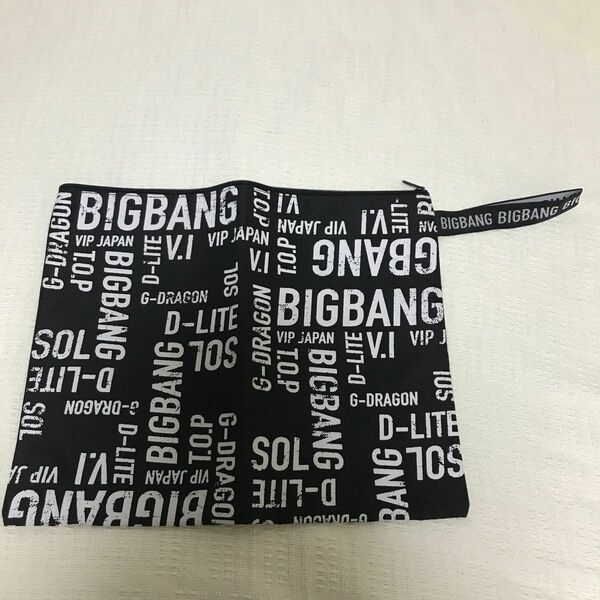 BIGBANG クラッチバック