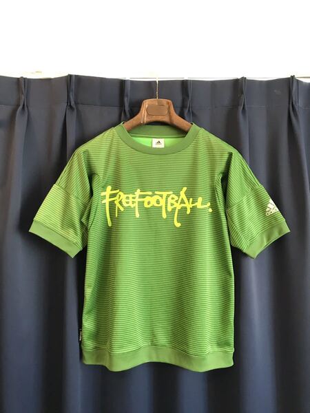 ☆adidasアディダス☆FREEFOOTBALLシリーズ☆グラフィックプリント半袖プラクティスシャツ半袖Tシャツ
