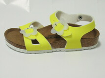 ビルケンシュトック リオ サンダル 花 黄色 32 20.5cm BIRKENSTOCK Rio Kids キャンディーイエロー ビタミンカラー ガールズ 1008192_画像4