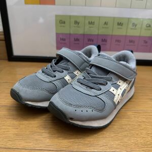  Asics Kids sneakers size 16