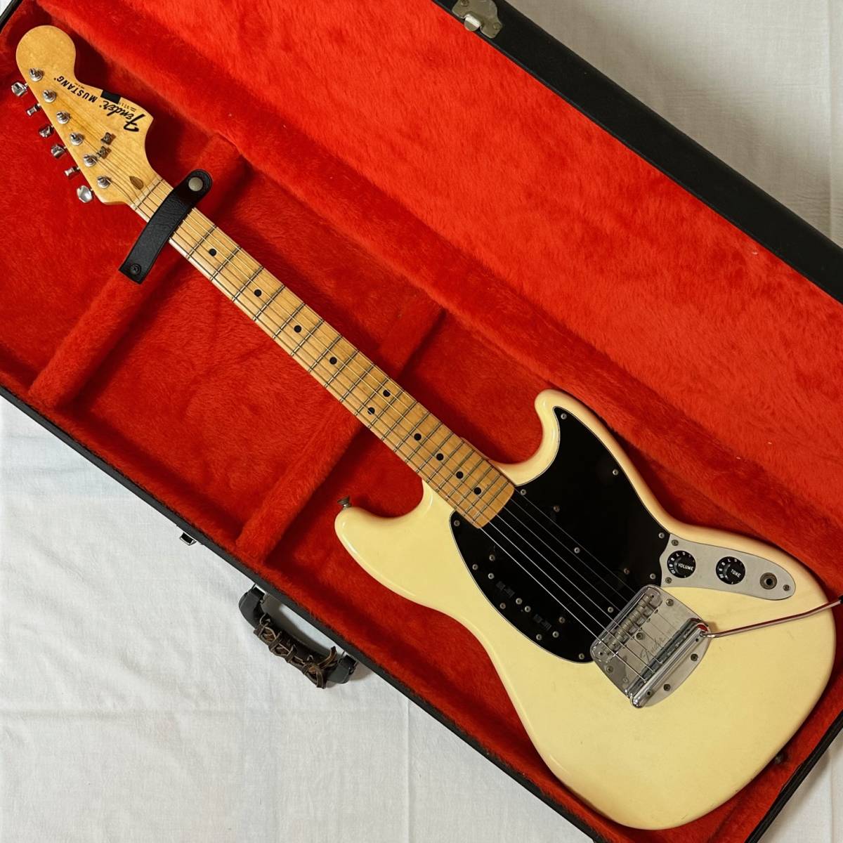 ヤフオク! -「fender usa mustang」(本体) (エレキギター)の落札相場