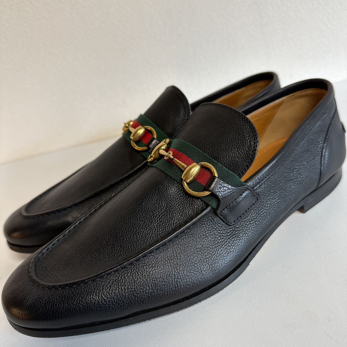 ヤフオク! -「gucci スリッポン」の落札相場・落札価格