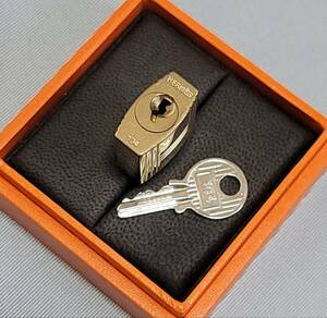 エルメス HERMES クロシェット KEY パドロック 鍵 ゴールド カデナ, シルバーキー 104 南京錠 バーキン ケリー ボリード かぎ　カギ