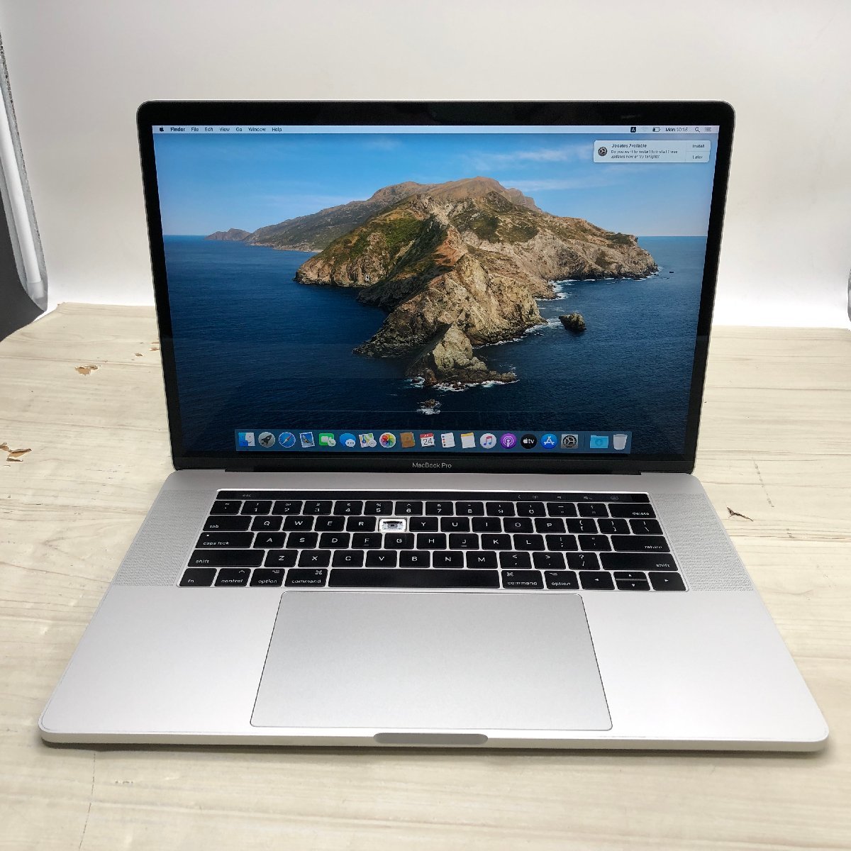 Apple MacBook Pro 15-inch 2017 Core i7 2.90GHz/16GB/512GB(NVMe