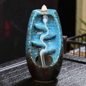 ... censer censer reverse .. fragrance smoke . under . current holder . river . ornament ceramic art better fortune feng shui better fortune .. censer family Buddhist altar for censer nature. atmosphere 