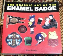 エナメルバッジ 洋書写真集/The Graphic Art of the Enamel Badge★乗り物　キャラクター　紋章　_画像1