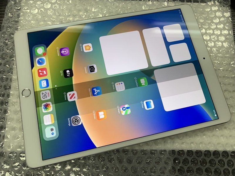 DO250 SIMフリー iPad Pro 10.5インチ Wi-Fi+Cellular A1709 シルバー