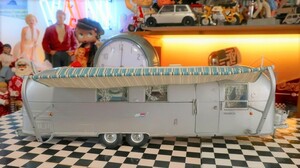  out of print * ultra rare * Franklin Mint camper 1/24 trailer 