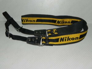 Nikon ストラップ(黄色と黒の縞模様)