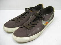 NIKE ナイキ スニーカー CZ5605-200 SB BLAZER COURT DVDL スケートボーディング ブレーザー Daan VANDER LINDEN 茶 ブラウン 28.0cm_画像1