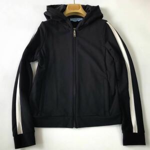 プラダ PRADA MILANO 黒 ブラック ラインパーカー ZIP ジップアップ フーディー フード ロゴ 裏地付 ナイロン M〜L コットン