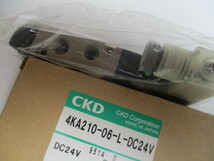 CKD 電磁弁　4KA210-06-L　DC24Ｖ_画像3