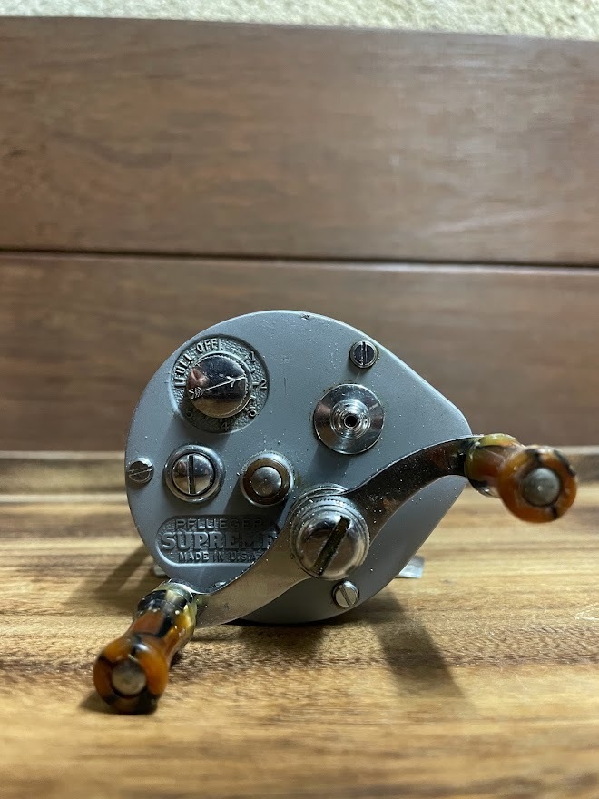 ヤフオク! -「pflueger supreme」の落札相場・落札価格