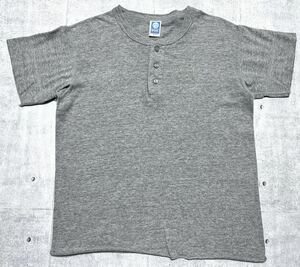 USA製 ユニバーサルアスレチック ヘンリーネック 半袖 Tシャツ 霜降りボディ　　UNIVERSAL ATHLETICS アメリカ製 MADE IN USA 柳7962