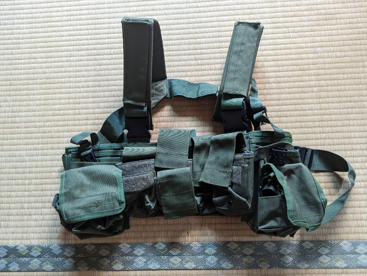 さらに半額 EAGLE ロープロファイル マガジン チェストリグ OD 米軍