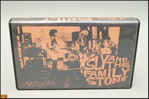 税込◆希少◆VHS SLY AND THE FAMILYSTONE / COMPILATION 1960'S-80'S ブートレグ ブートレッグ R&B ソウル ビデオ コレクター品-N2-8063_画像1