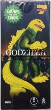 SUPER 7 REACTION FIGURES【SHOGUN GODZILLA】ショーグン・ゴジラ (GLOW IN THE DARK) 蓄光版 / 3.75インチ_画像2