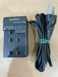 QW2418 SONY ハンディカム用　充電器　AC-VF10 動作未確認 ジャンク品 0720