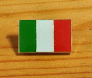 Pins ピンズ ピンバッジ ラペルピン 画鋲 トリコローレ 三色旗 イタリア 国旗 vespa ベスパ ヴェスパ 鉄スク スクーター ITALY モッズ 569