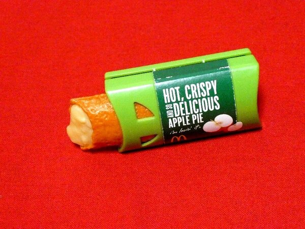 マクドナルド ノベルティ アップルパイのマグネット