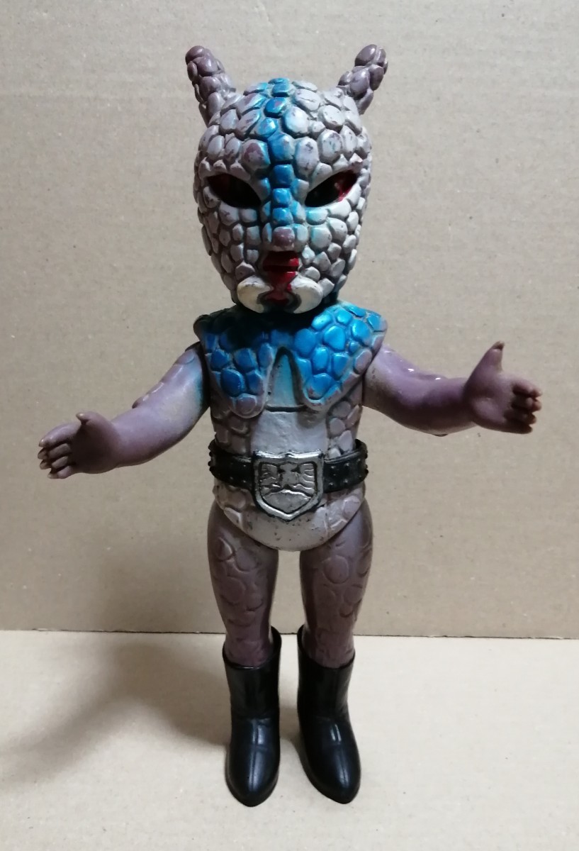 超安い】 ソフビ 怪人ガマギラー 仮面ライダー 旧バンダイ ブルマァク