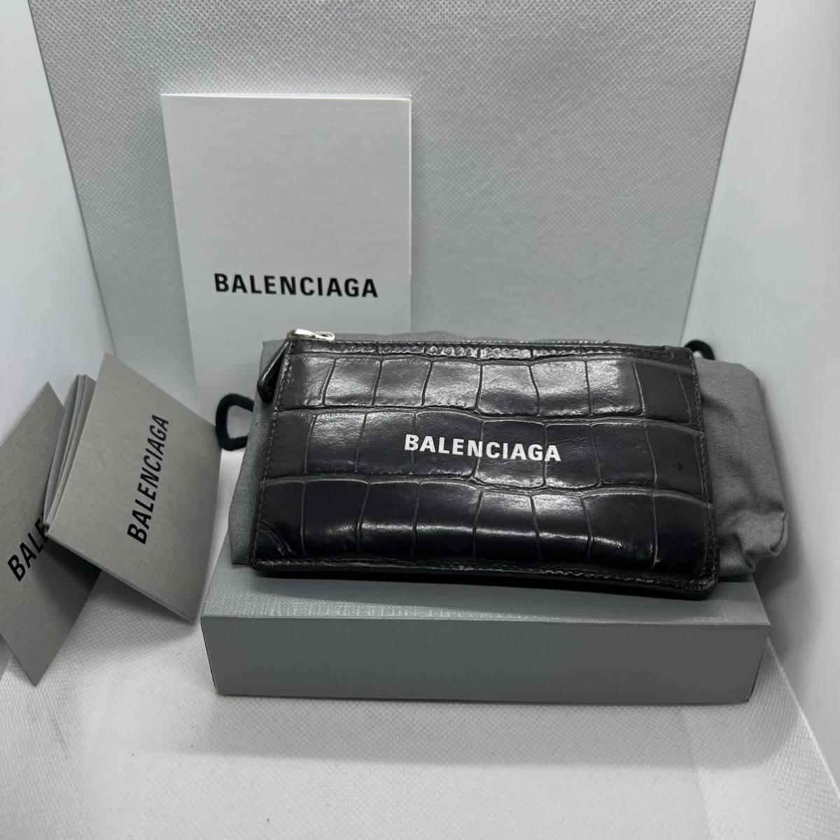 ヤフオク! -「balenciaga(バレンシアガ) カードケース」の落札相場 