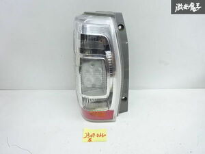 ダイハツ 純正 L455S タントエグゼ LED テールライト テールランプ 左 左側 助手席側 ICHIKOH D111 点灯不良品 訳有品 即納 棚8-2