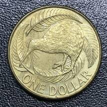 ★世界 海外 外国 コイン 硬貨！1990年！ニュージーランド 1ドル 1枚！エリザベス2世 kiwi(キウィ)国鳥！★管理番号1798_画像1