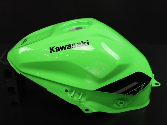 ヤフオク! -「zx25r タンク」(自動車、オートバイ) の落札相場・落札価格