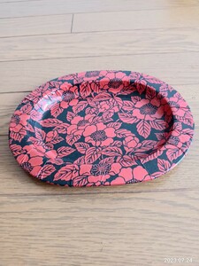 菓子器　　鎌倉彫り仕様和紙　干菓子器　　17×11センチ　