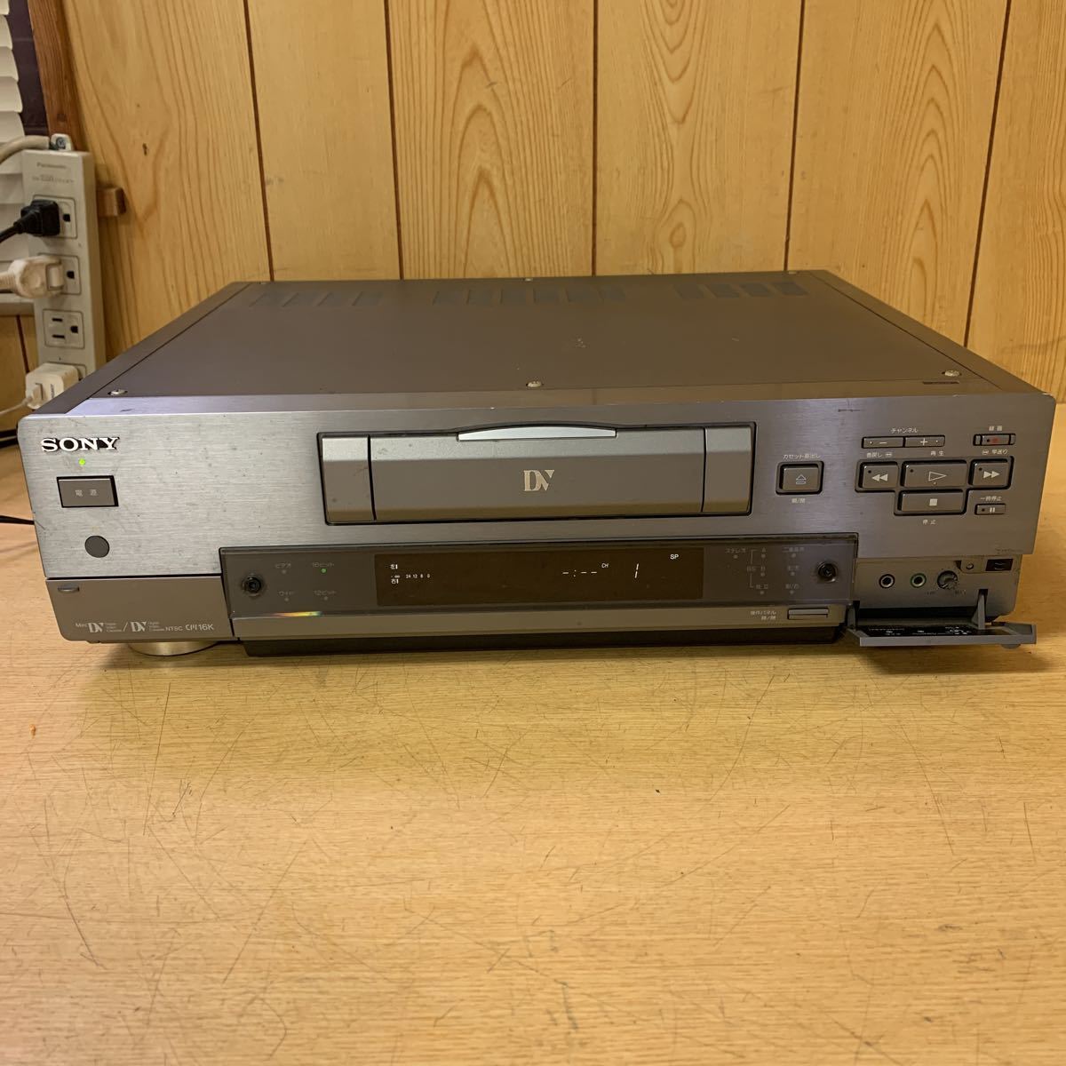 ヤフオク! -「sony dhr-1000」(ビデオデッキ) (映像機器)の落札相場