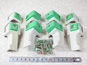 【ジャンク測定器】　Anritsu(アンリツ)計測器から取外し グリーン色のフロント＆リア角脚 1台分 8個 オリジナルネジ付 現状渡ジャンク品