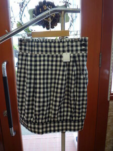 【0721-3】RyuRyu　チェックのスカート　サイズ67