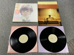 ３４２　レコード　松田聖子　金色のリボン　レコード2枚組　帯付き　X'masプレゼント写真集付き　LP　アルバムレコード