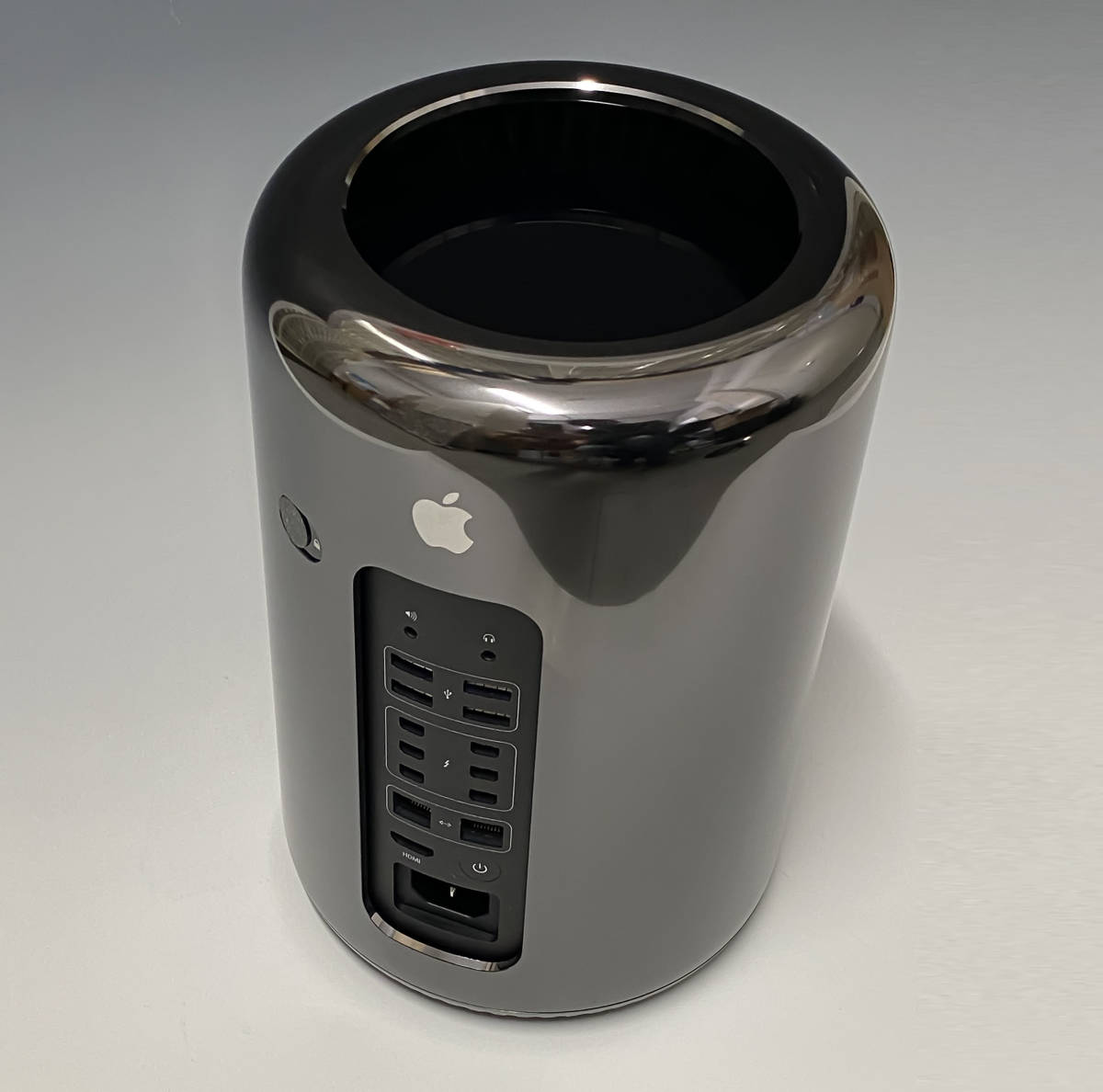 円筒ハイスペックMac Pro 美品】Mac Pro Late 2013 12コア 2.7GHz