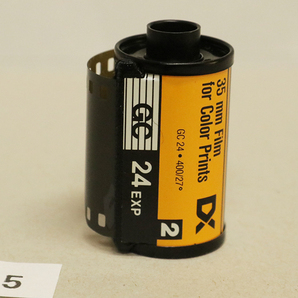 ｗ５ フィルム時代終了 ( Kodacolor Gold400- 24) 未使用期限切れ品 定形外便発送可の画像2