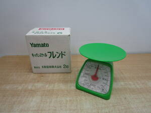 M421*YAMATO Yamato kitchen scale measurement 2kg 10g memory green group green retro old tool * antique goods 