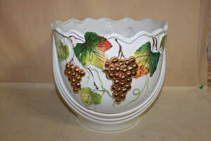 ●西洋 インテリア decorato a mano イタリア製 水鉢 葡萄モチーフ 金魚鉢 陶器