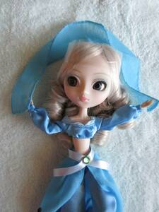 PULLIP DOLL** CELEBRITY*プーリップ セレブ ドール/no2