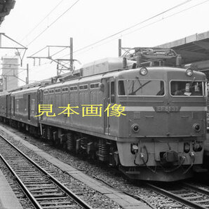 [鉄道写真] 北陸線EF81荷物列車 金沢駅にて (2622)の画像1