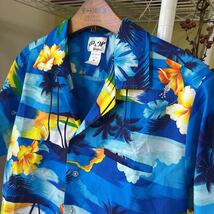 ハワイ製　化繊　70s アロハシャツ　紺　M_画像1