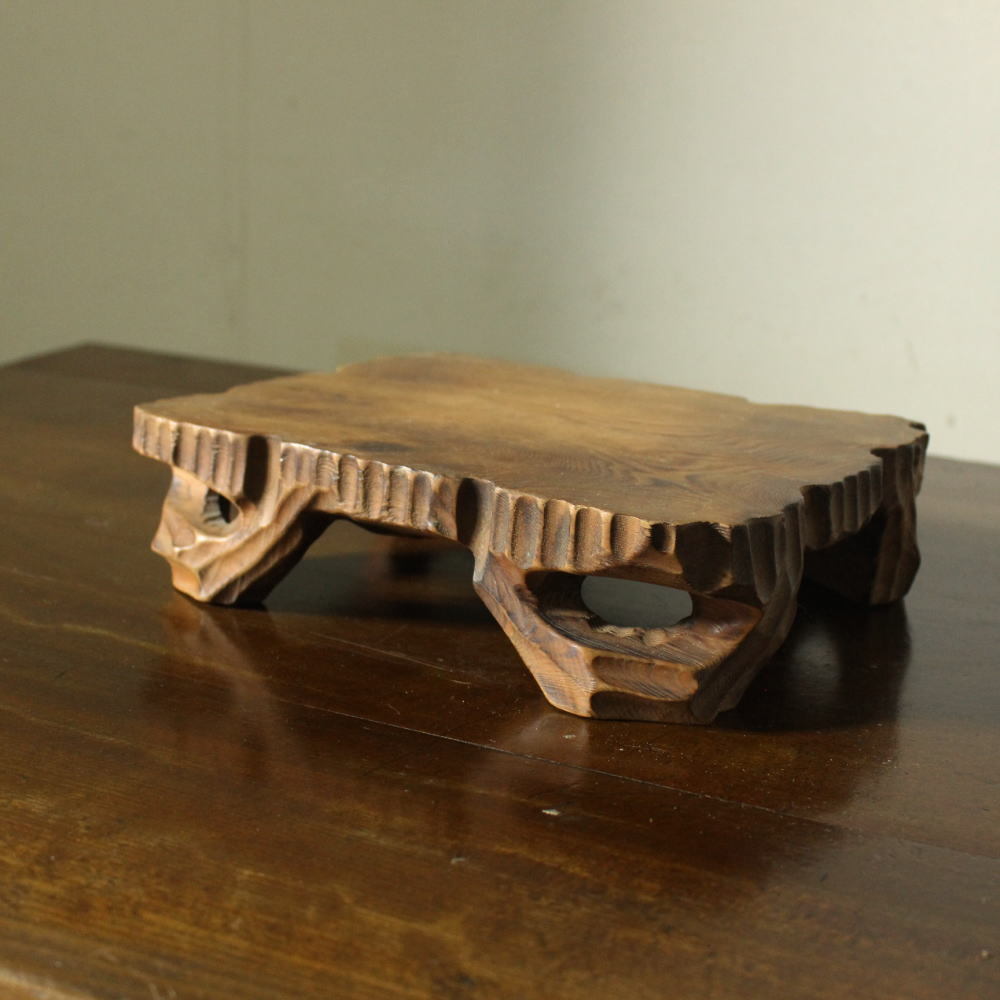 ヤフオク! - P168 天然木製 一枚木三つ足飾り台 一枚板 花台 置台