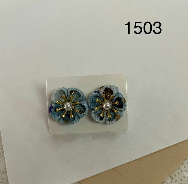 つまみ細工　お花　ピアス　1503