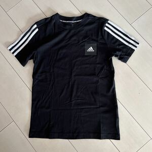 adidas 半袖Tシャツ ロゴ　150 黒ブラック　コットン綿　アディダス