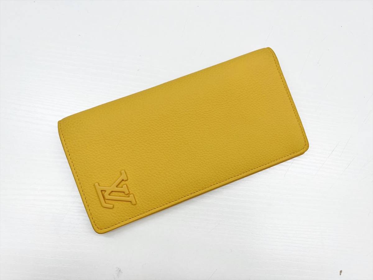 極美品】LOUIS VUITTON フラグメントケース LVアエログラムKHK|PayPay