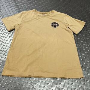 US 米軍放出品　Tシャツ　MEDIUM カーキ　おしゃれ　骸骨　海賊　(INV W57)